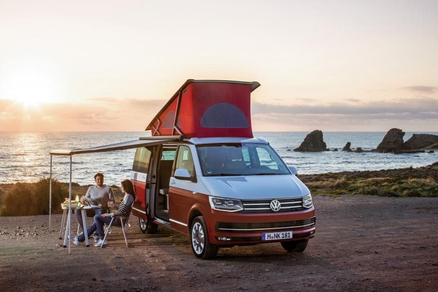  Volkswagen California Ocean Red (T6) 2016 года  (фото 14 из 33)